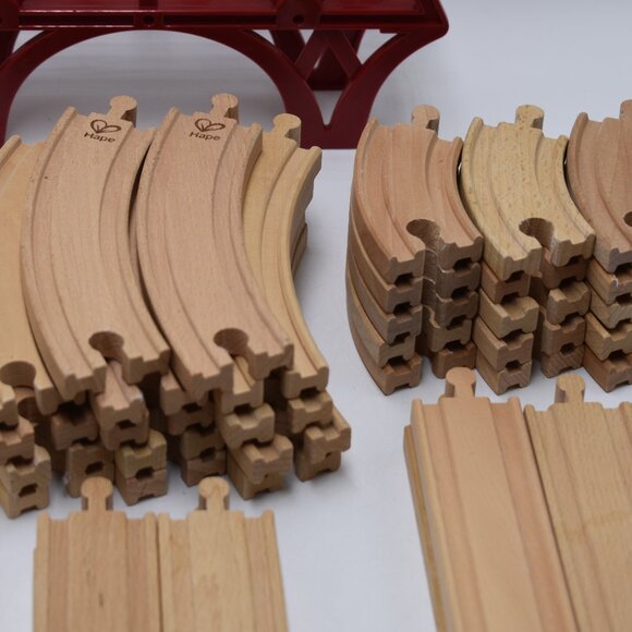 Lot of over 45 TRACK LOT Curves Ramps Straights Ascending Wooden Railway… - Picture 6 of 9